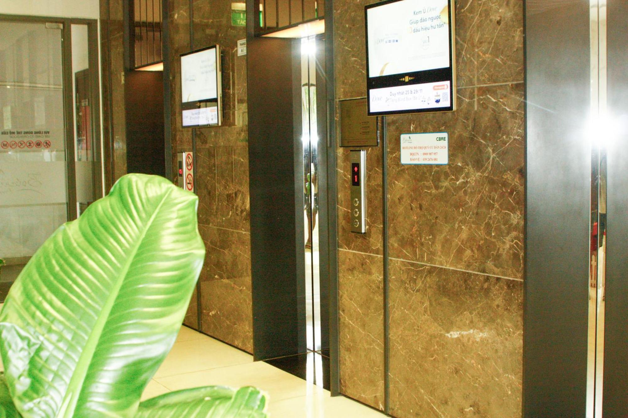 Apartment Vip-can Goc Sieu Thoang-gym Va Ho Boi Mien Phi-gia Tot Gan San Bay Ho Chi Minh City