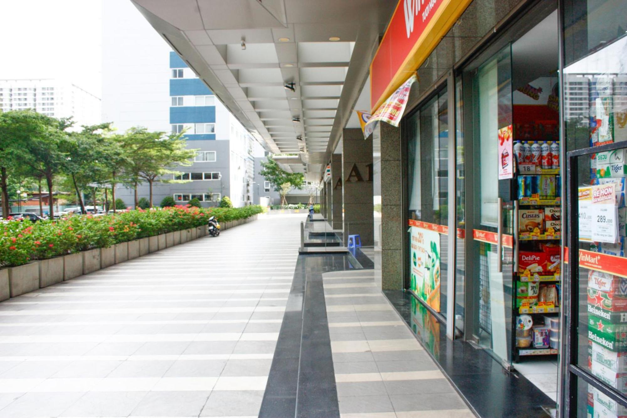 Vip-can Goc Sieu Thoang-gym Va Ho Boi Mien Phi-gia Tot Gan San Bay Apartment *