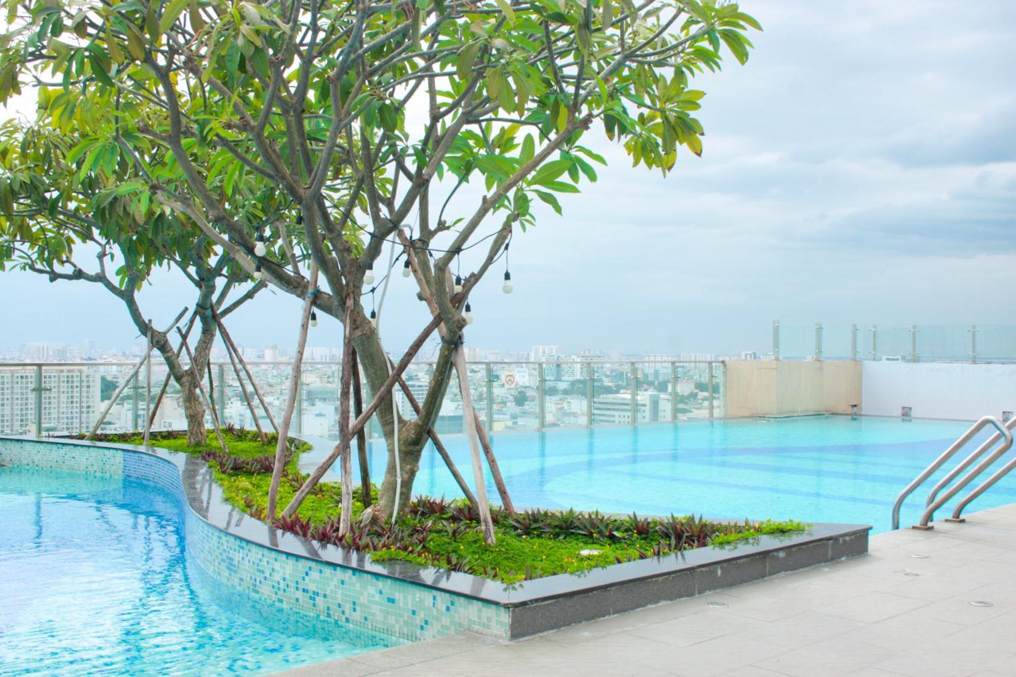 Apartment Vip-can Goc Sieu Thoang-gym Va Ho Boi Mien Phi-gia Tot Gan San Bay Ho Chi Minh City